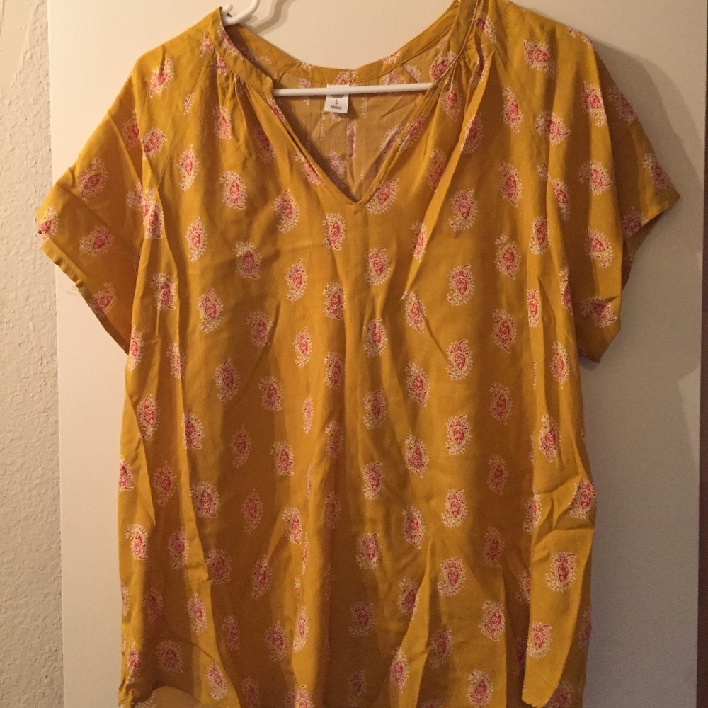 Old Navy Gold Blouse